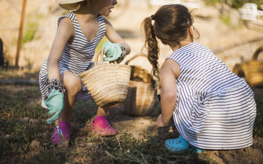 two-girls-working-field